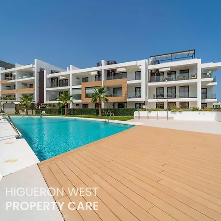 Private Garden - Pool Access And Terrace Near Carvajal Beach, 아파트