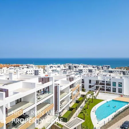Private Garden - Pool Access And Terrace Near Carvajal Beach, Апартаменти