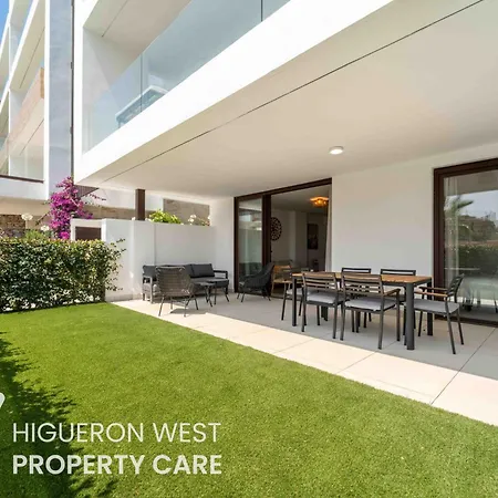 아파트 Private Garden - Pool Access And Terrace Near Carvajal Beach, 푸엔히롤라