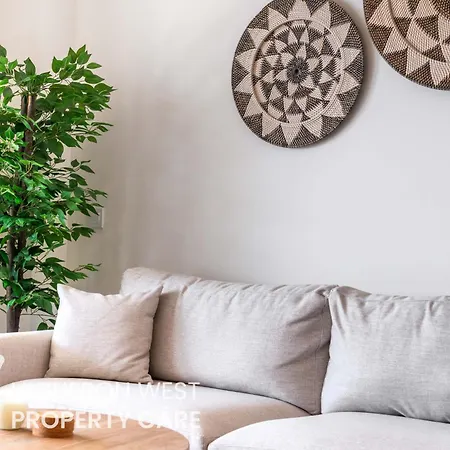 Private Garden - Pool Access And Terrace Near Carvajal Beach, 아파트 푸엔히롤라