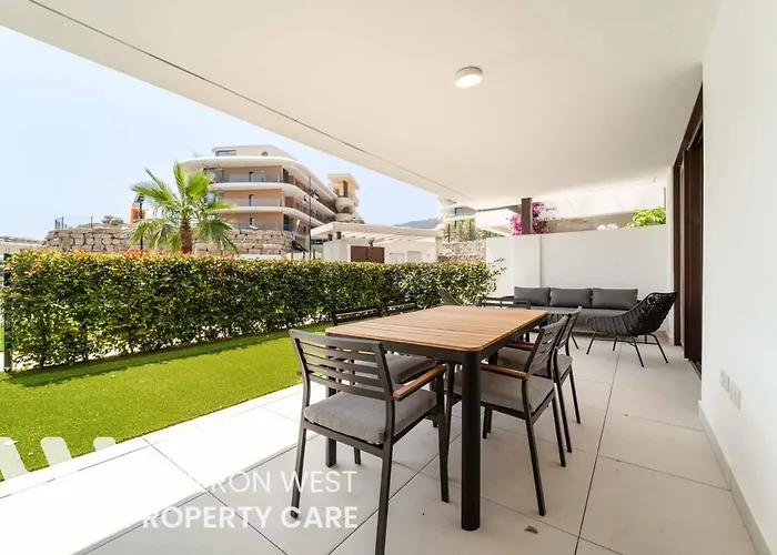 Lomas Collection - The Family Garden By Hwpc アパート フエンヒロラ