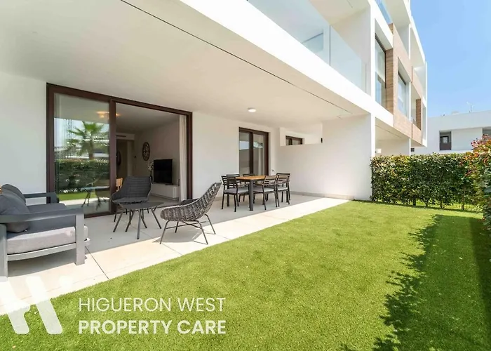 Lomas Collection - The Family Garden By Hwpc